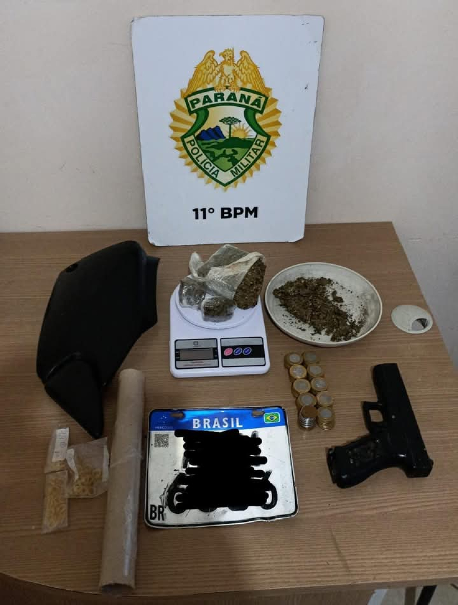 ADOLESCENTE DE 17 ANOS É FLAGRADO COM DROGAS, SIMULACRO DE ARMA E MOTO FURTADA EM CAMPO MOURÃO