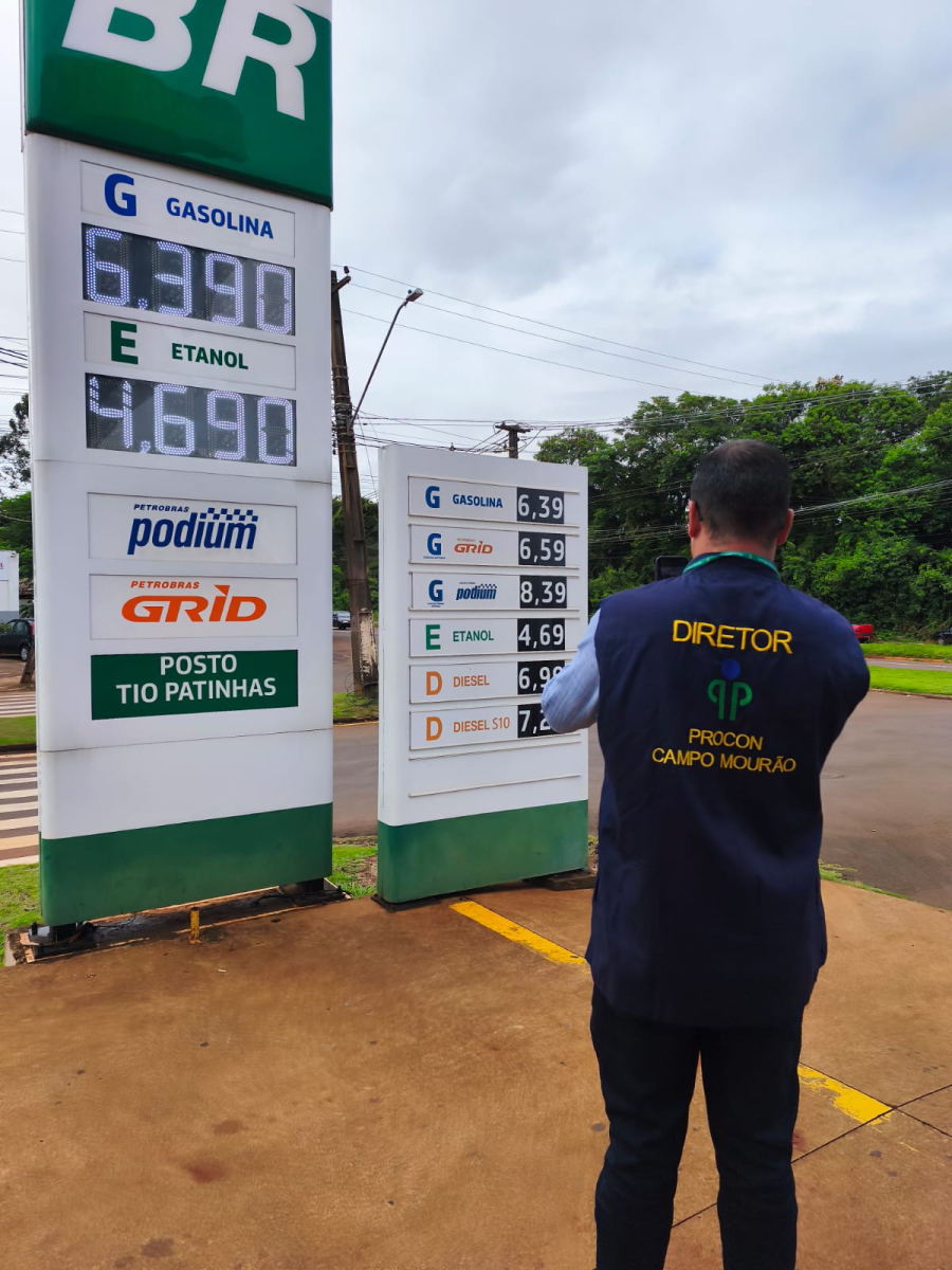 Procons municipais notificam distribuidoras de combustíveis