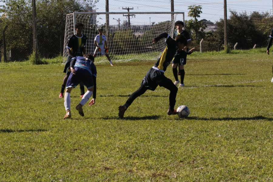 Campo Mourão define finalistas do Jogos Escolares/Bom de Bola 2026