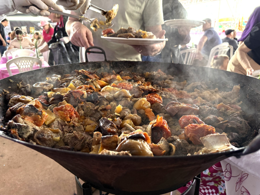 Carneiro no Buraco: tradição, cultura e identidade que fazem de Campo Mourão referência gastronômica*